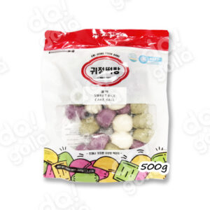 GwiJeong Tteokbang Honey Rice Cake w/ Sesame _ 귀정떡방 참깨 꿀떡 - 500g [10]